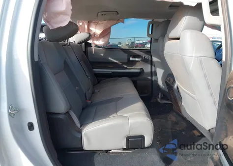 2021 Toyota Tundra Limited z USA, uszkodzony, nr VIN 5TFHY5F12MX973788